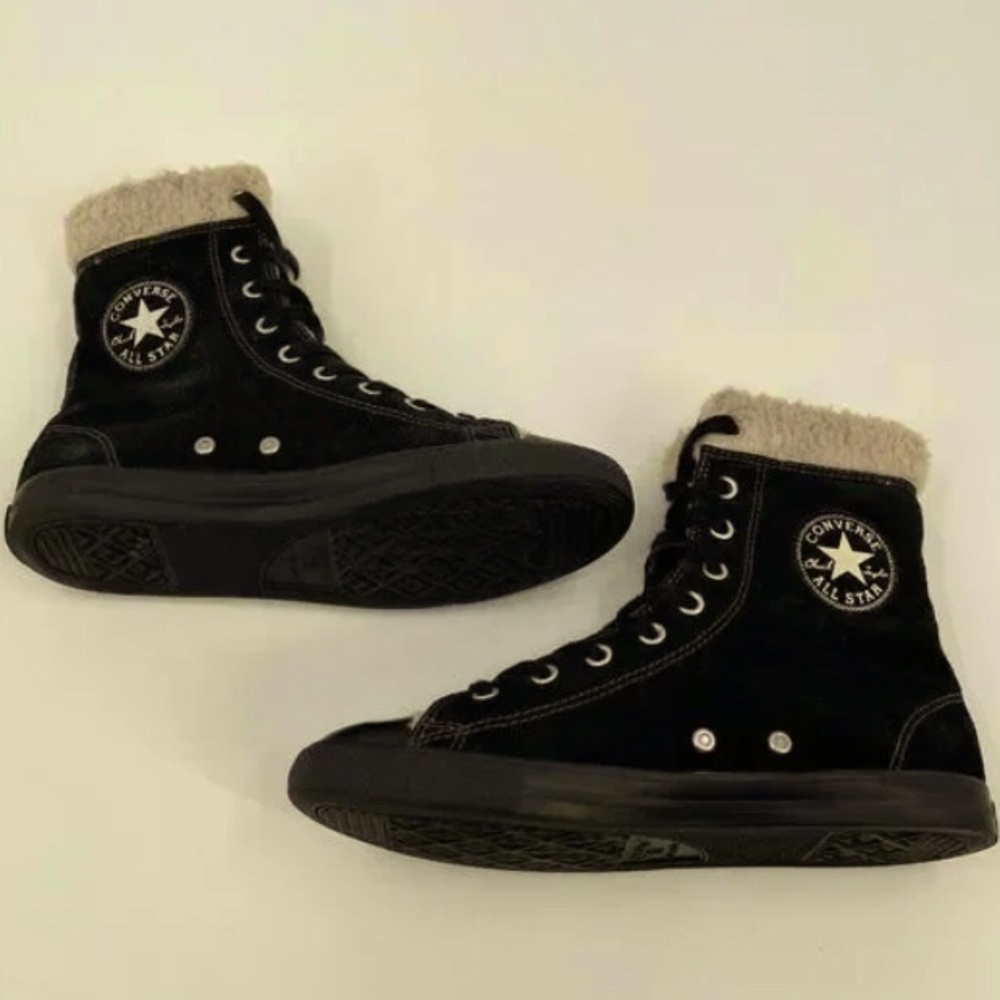 Converse Fur Lined chuck taylor shoes beige faux fur